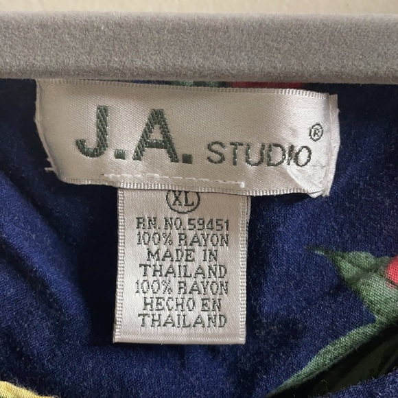 Sundress - Picture 3 of 4